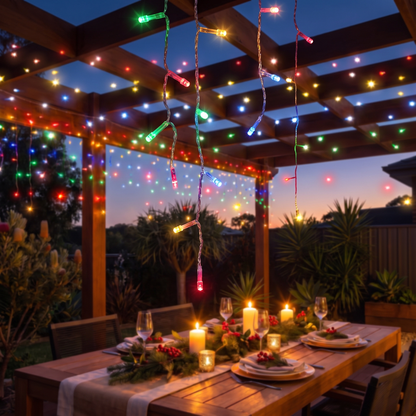 Multicolour LED Icicle Christmas Lights – 20m, 800 LED – close-up of the glowing LEDs