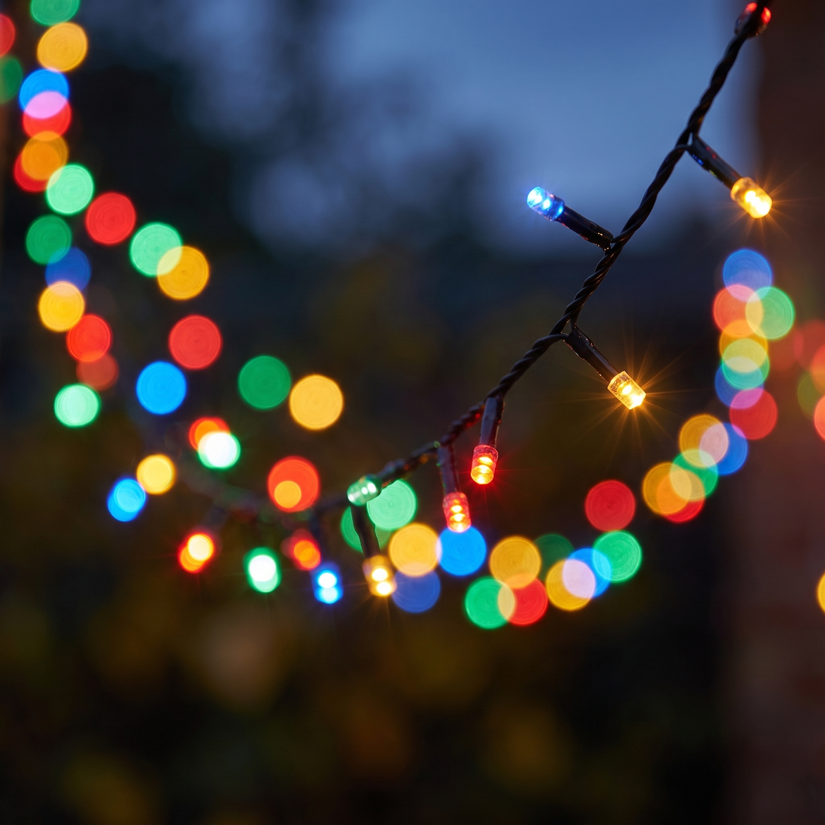 Multicolour LED Fairy Christmas Lights – 20m, 200 LED – close-up of the glowing LEDs