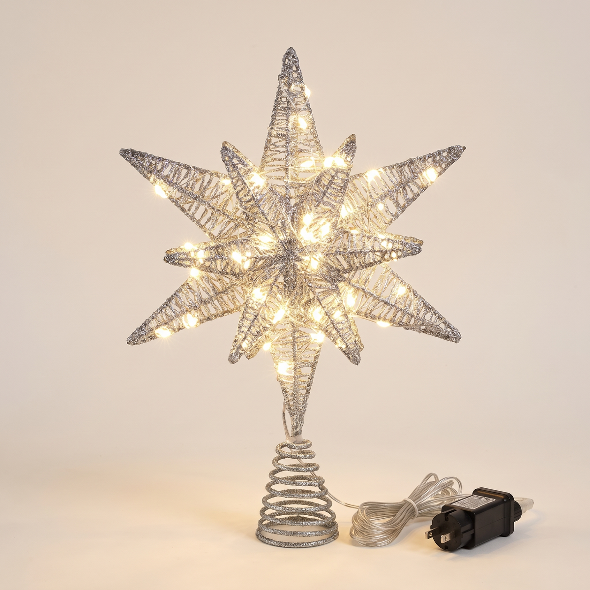 Silver 3D LED Star Christmas Tree Topper – 27cm, 60 LED – studio view