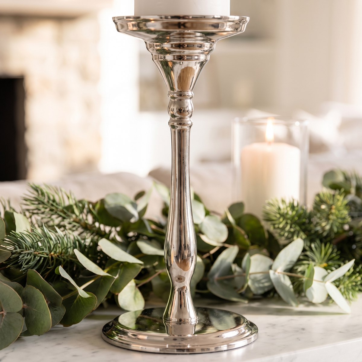 Polished Silver Pillar Candle Holder – Small, 17cm – close-up of the polished silver finish