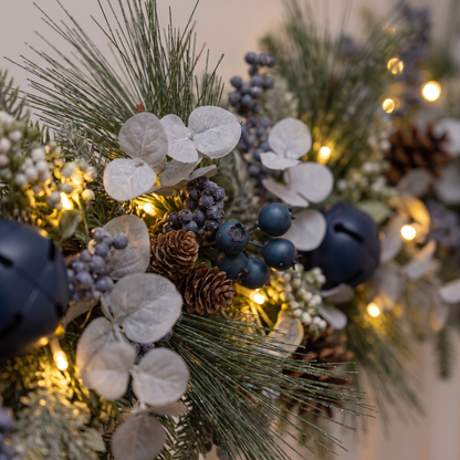 Blue Berry & Silver Pre-Lit Christmas Garland – 180cm, 35 LED – close-up of the foliage and LEDs