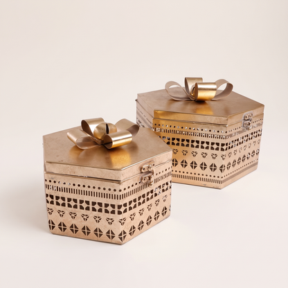Gold Metal Gift Box Christmas Decoration with Bow – Small – studio view