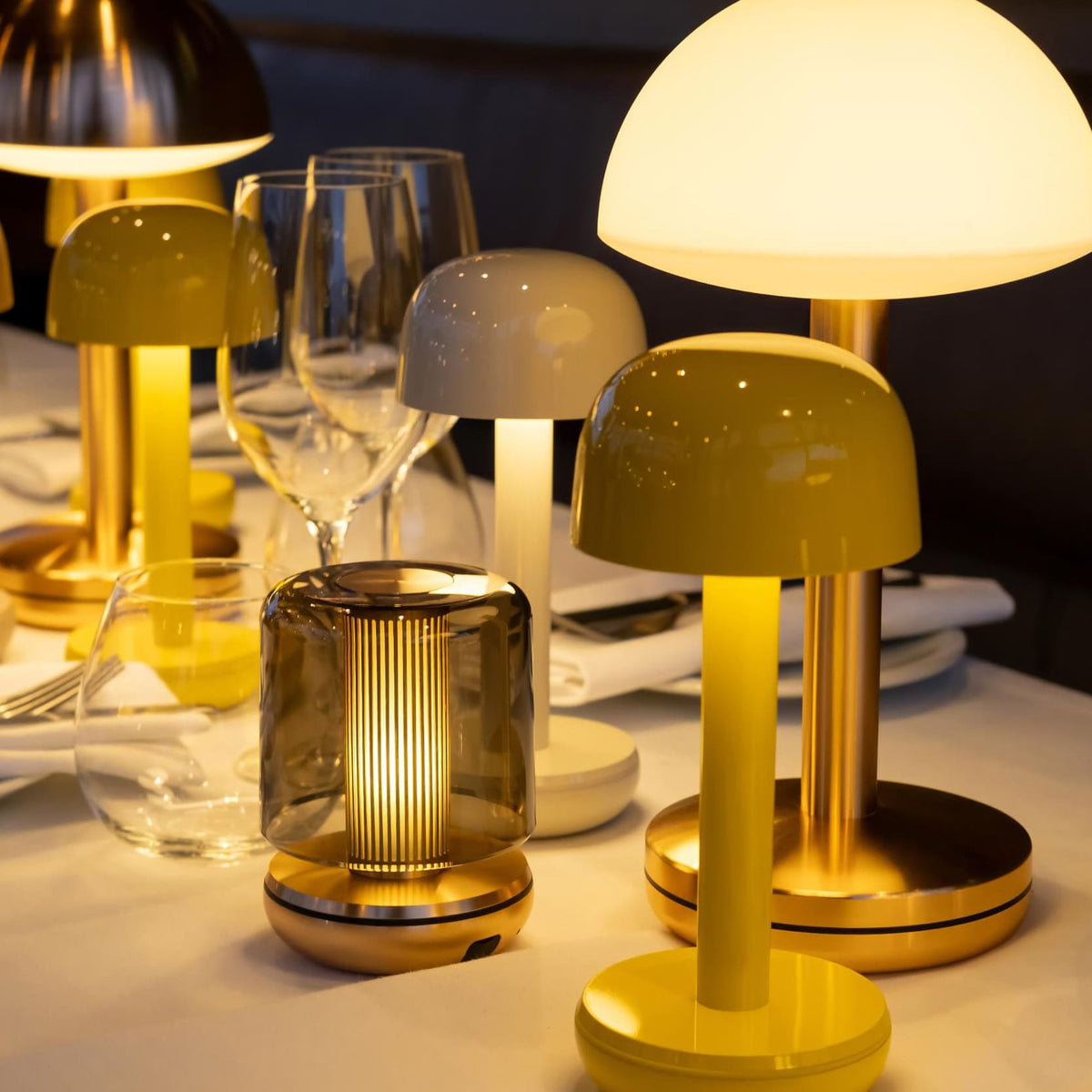 Firefly Outdoor Portable Table Lamp