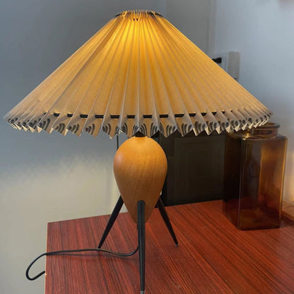 Mian Table Lamp