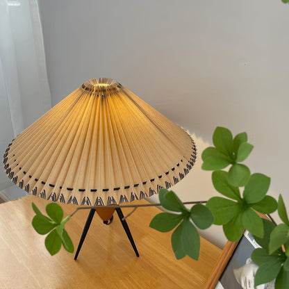 Mian Table Lamp