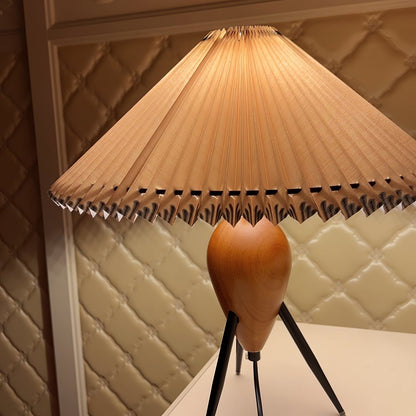 Mian Table Lamp