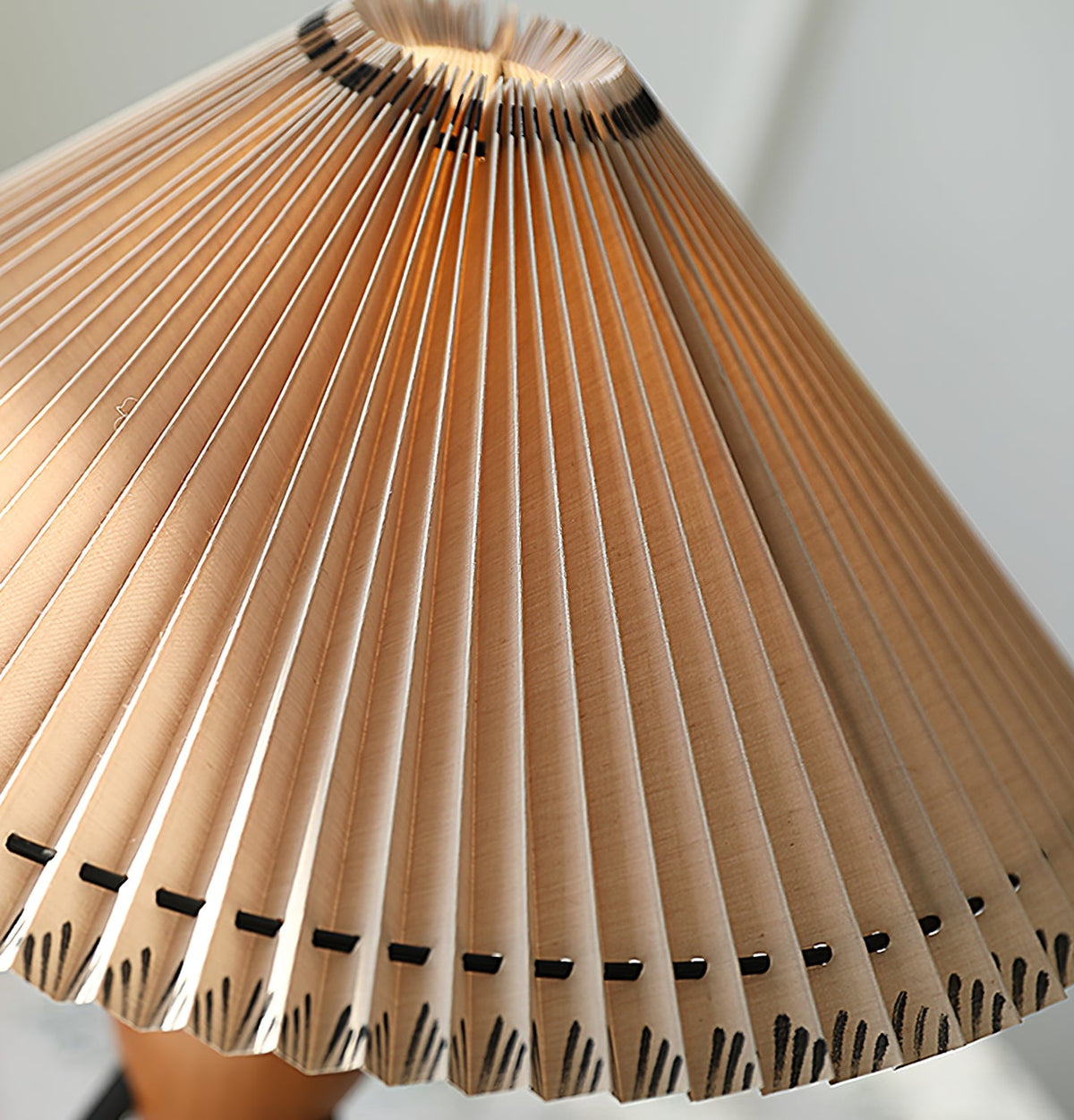 Mian Table Lamp