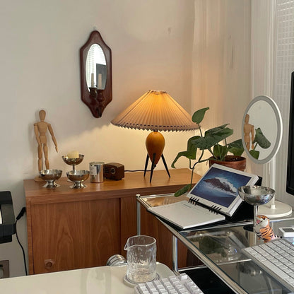 Mian Table Lamp