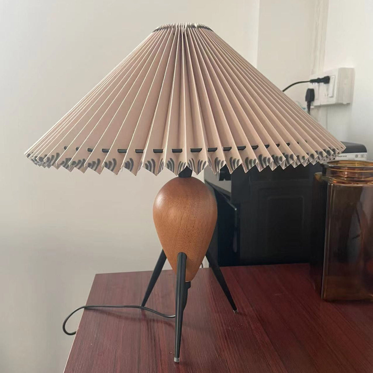 Mian Table Lamp