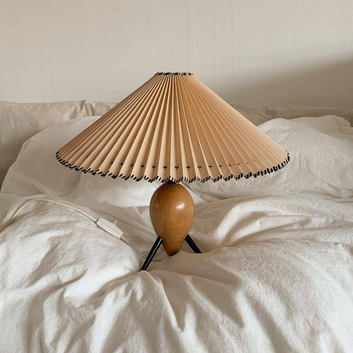 Mian Table Lamp